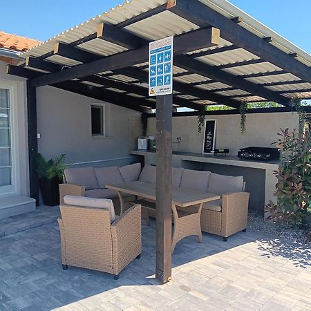 Kuca Za Odmor Capella Villa Stuti Екстериор снимка